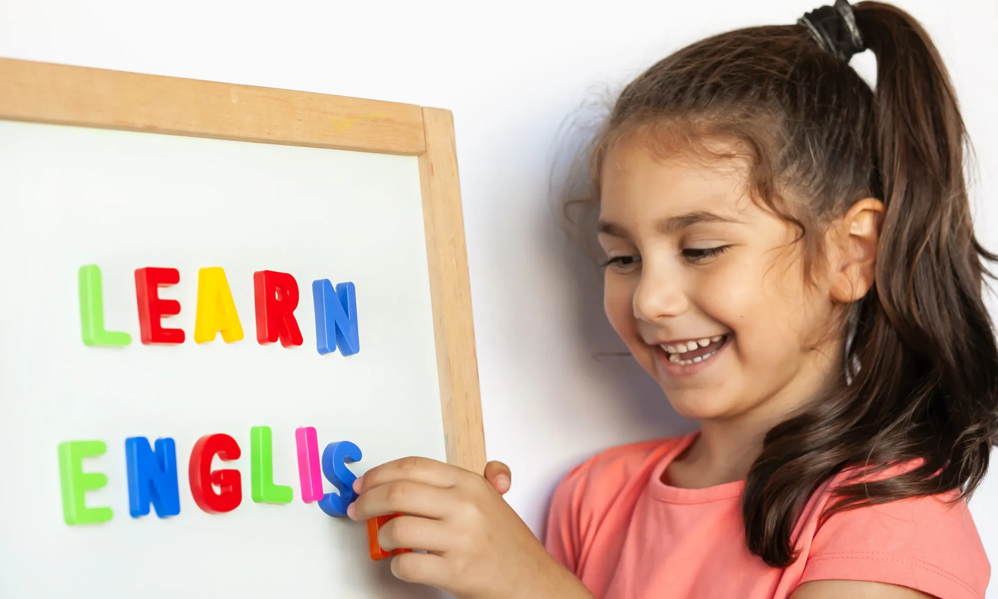 Apprendre l'anglais aux enfants grâce aux vidéos